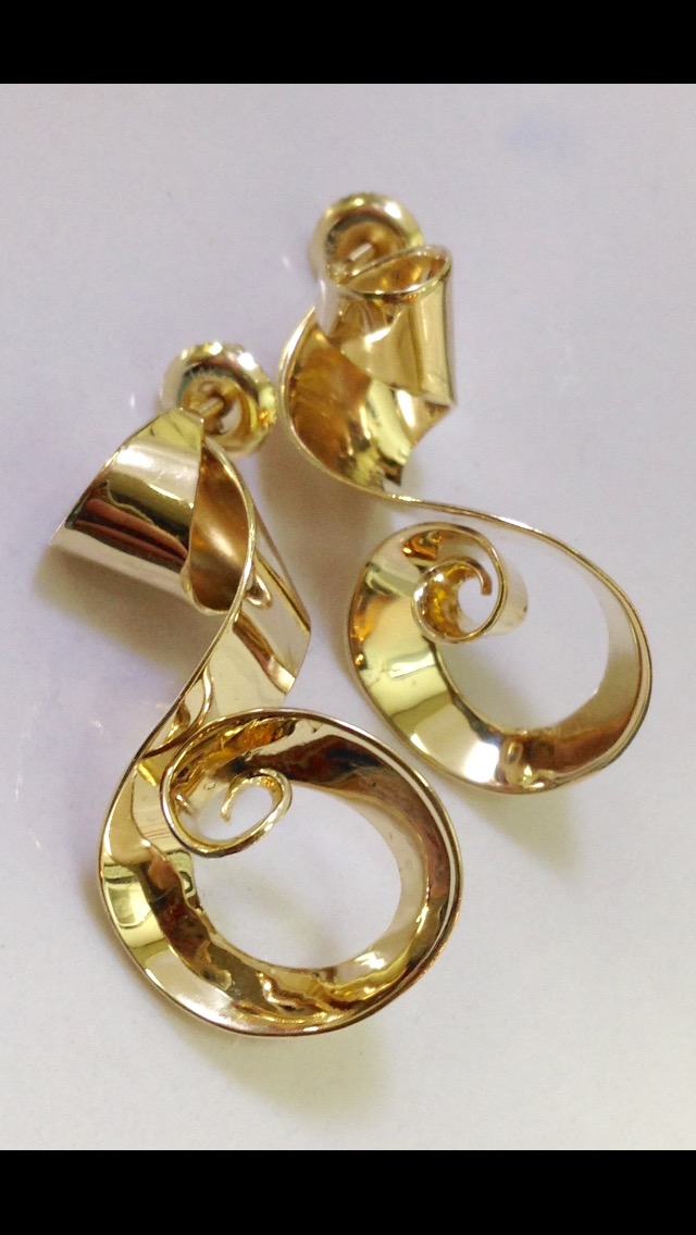 Hand Formed & Forged Dynamic Golden Ribbon Curl Earrings Finished With A Creamy High Polish. One Of A Kind Pair